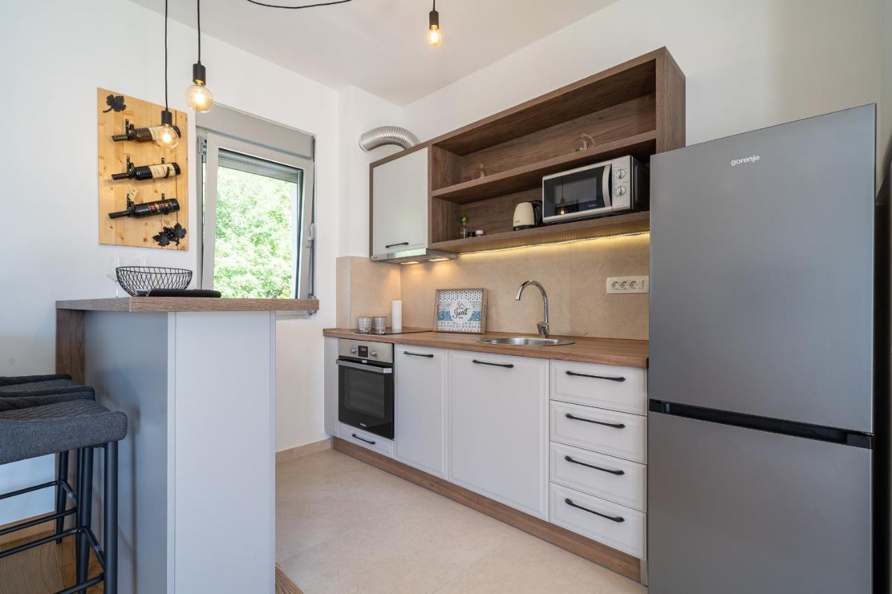 Luxury Dream View Apartment コトル エクステリア 写真