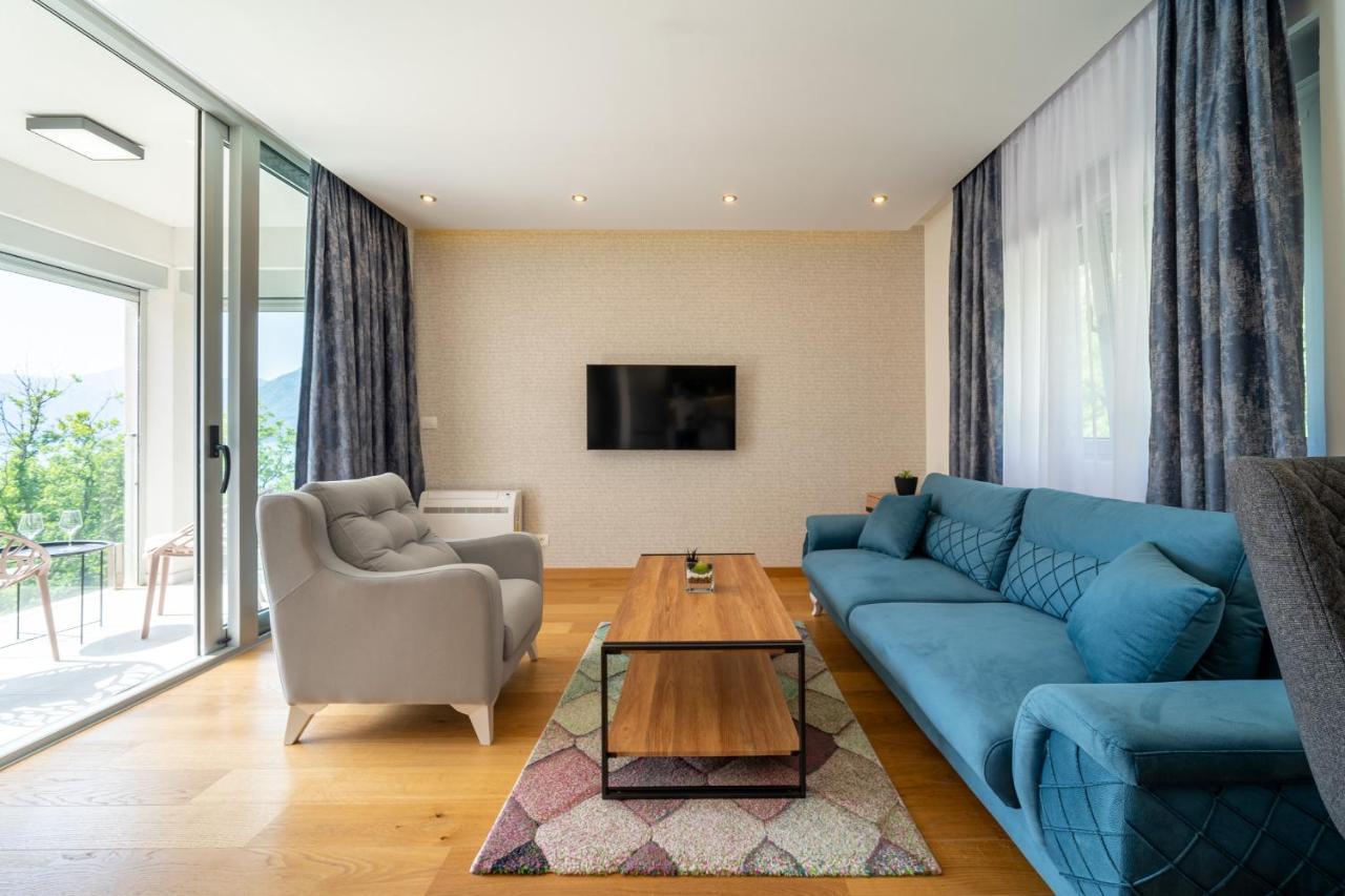 Luxury Dream View Apartment コトル エクステリア 写真